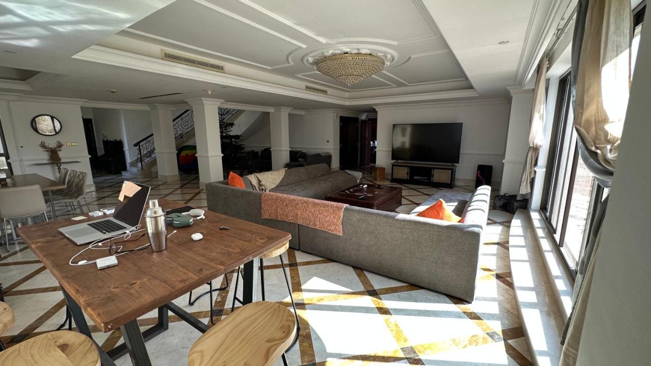 Neyar Beach Vibes - The Penthouse Albergue Dubái Exterior foto